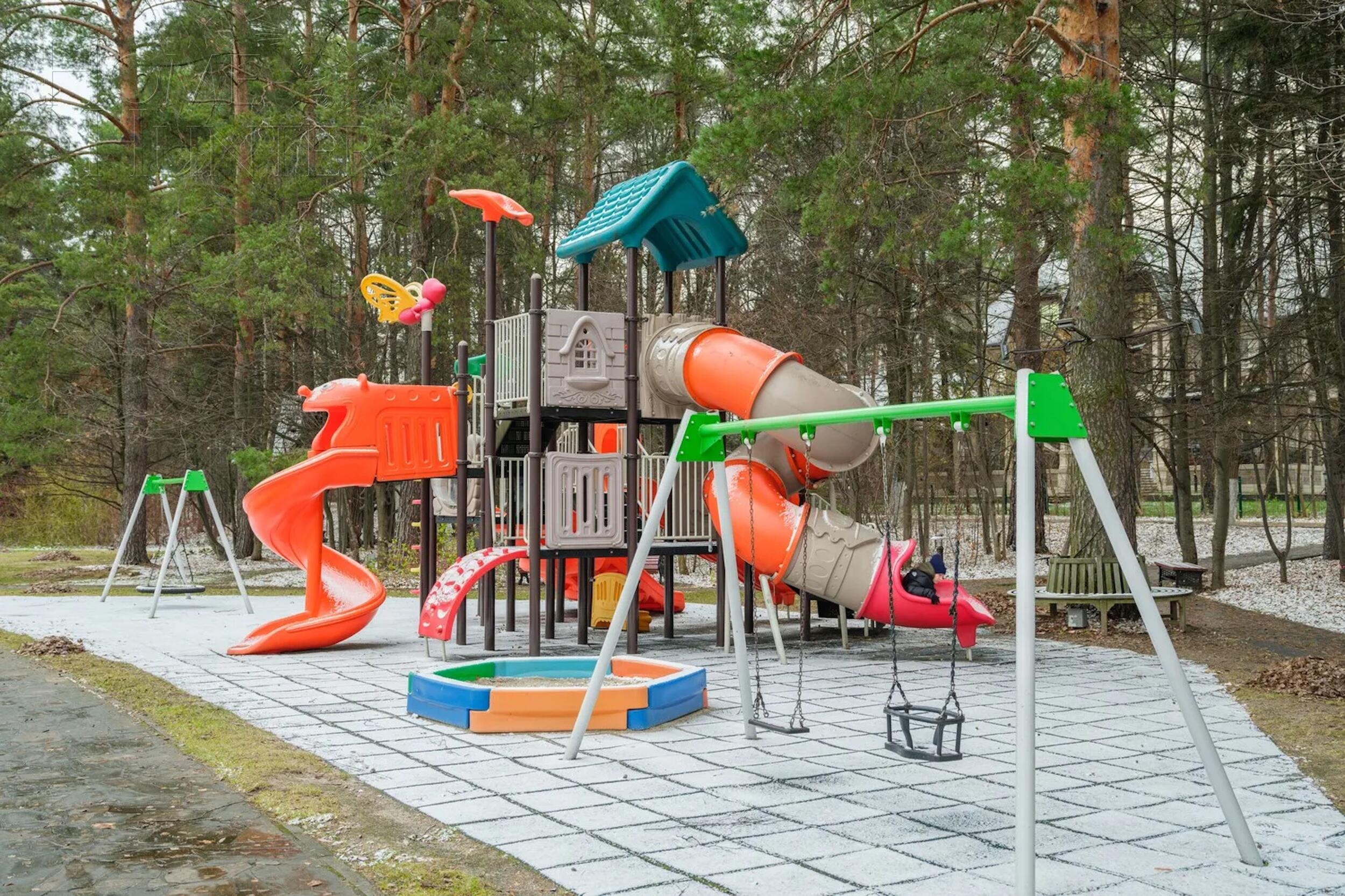 2-этажный коттедж 767 м² с отделкой