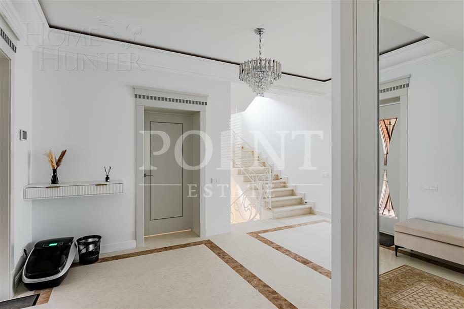 2-этажный коттедж 400 м² с отделкой