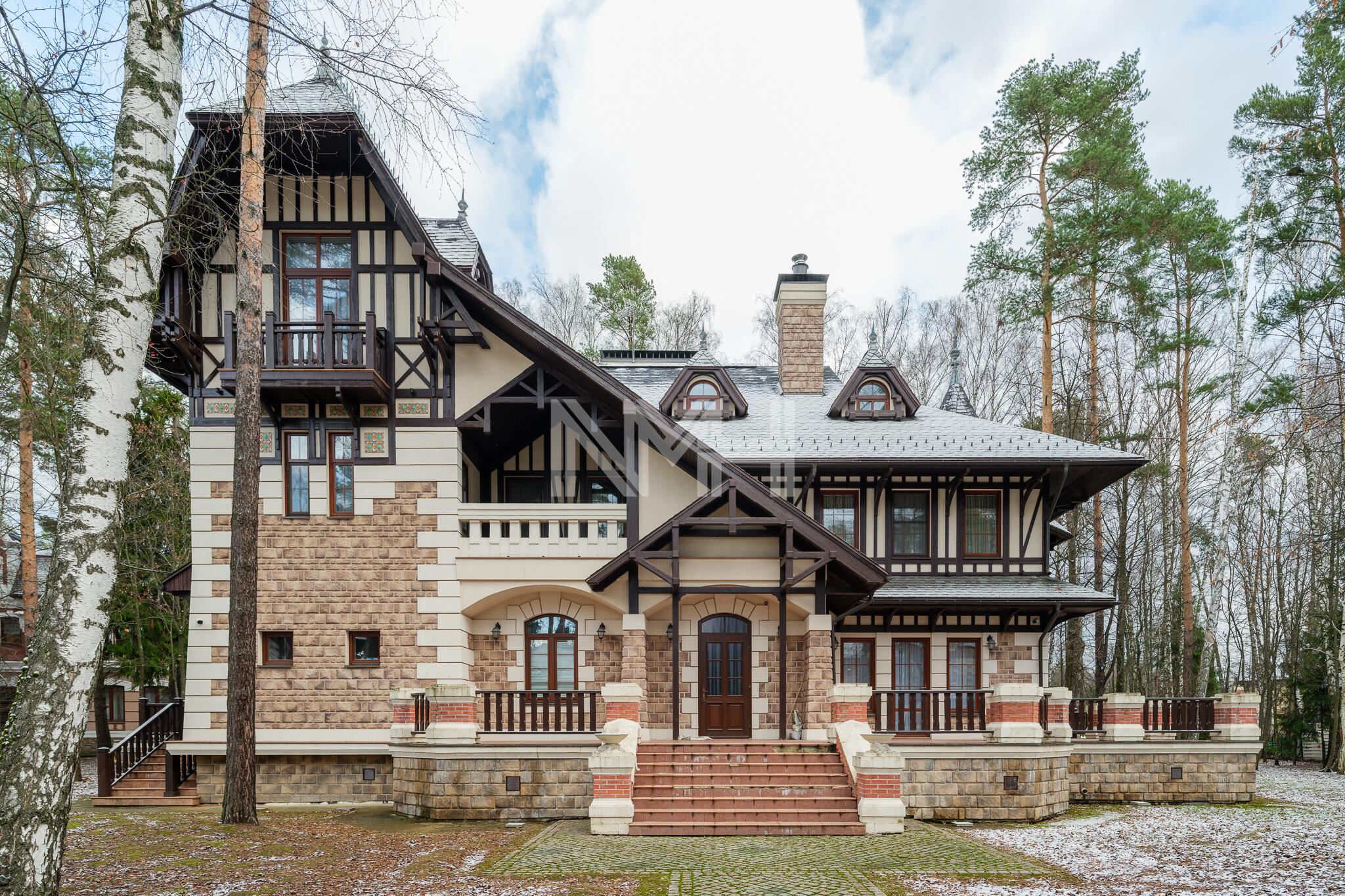 2-этажный коттедж 767 м² с отделкой