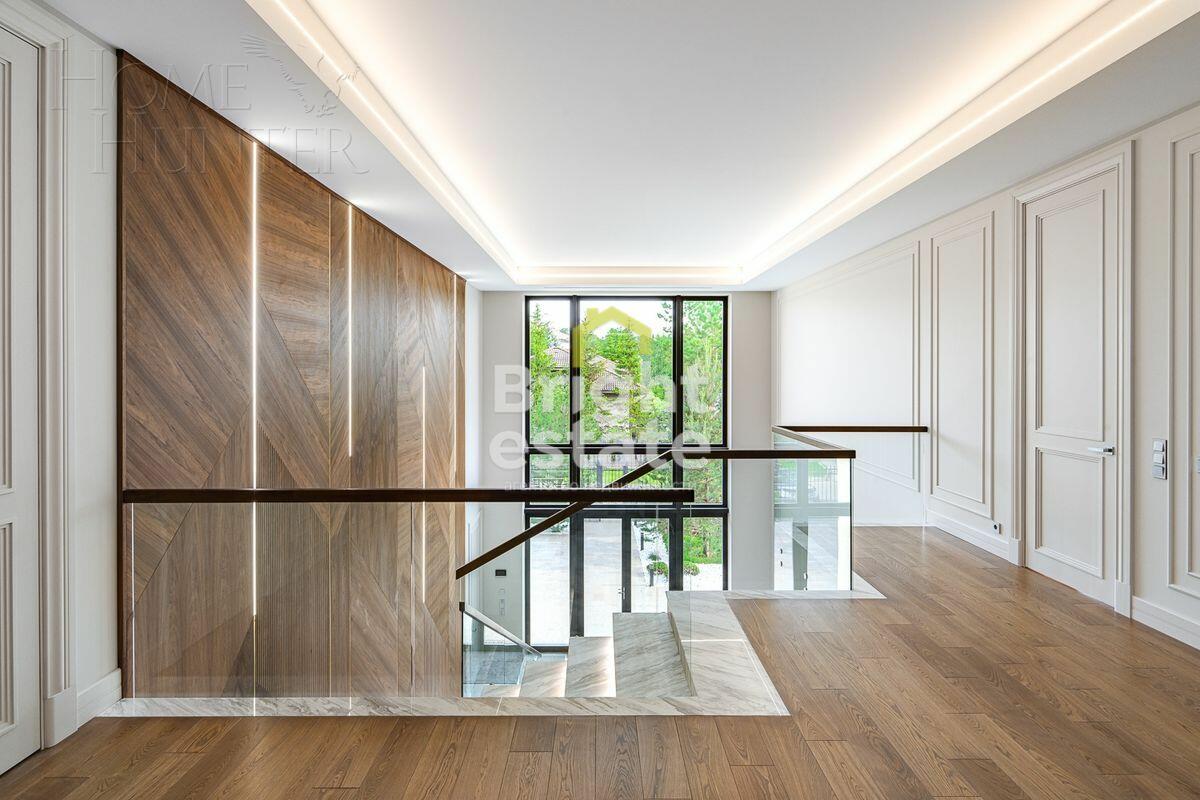 2-этажный коттедж 1 071 м² с отделкой