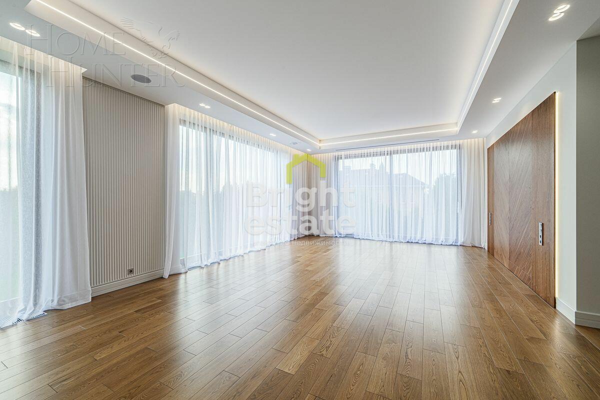 2-этажный коттедж 1 071 м² с отделкой