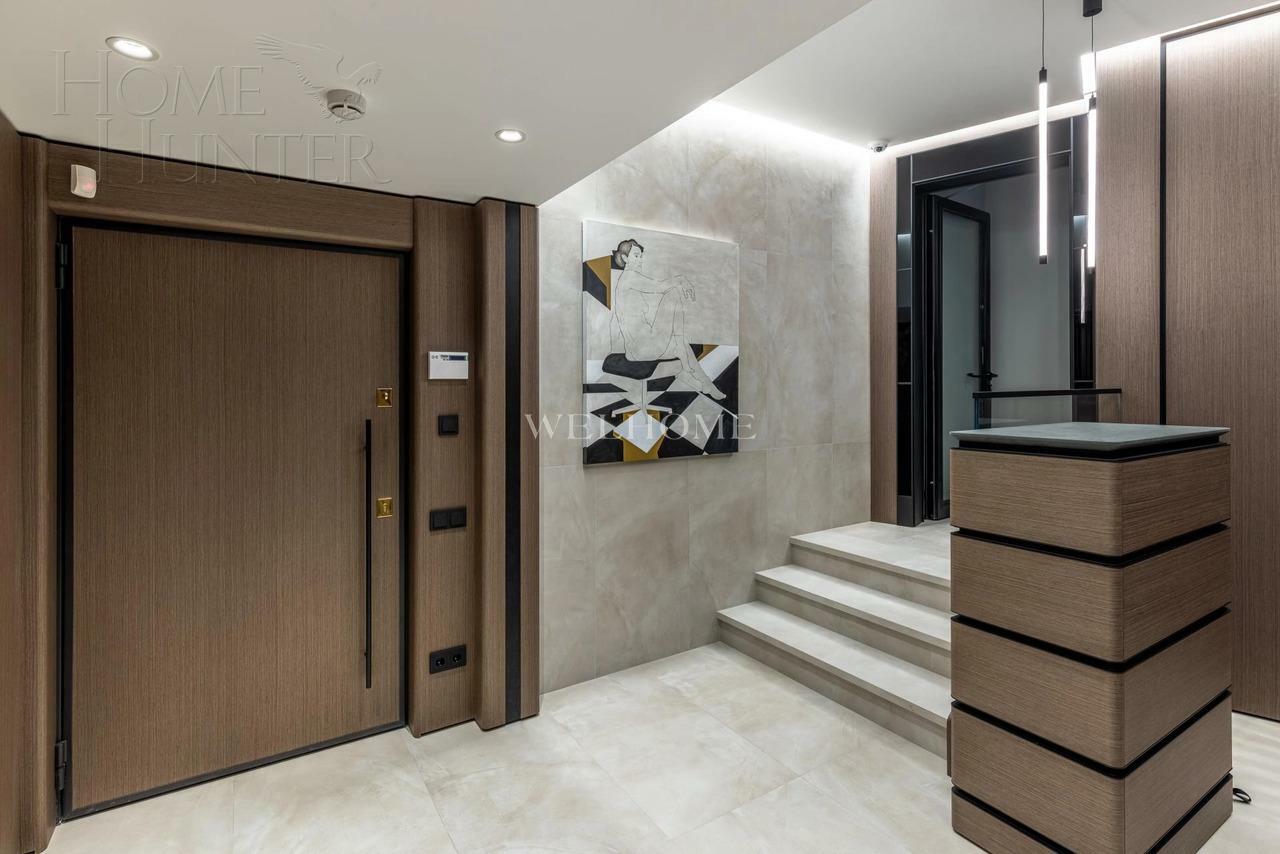 3-УРОВНЕВЫЙ ОСОБНЯК С ОТДЕЛКОЙ 232 М² НА 1 ЭТАЖЕ