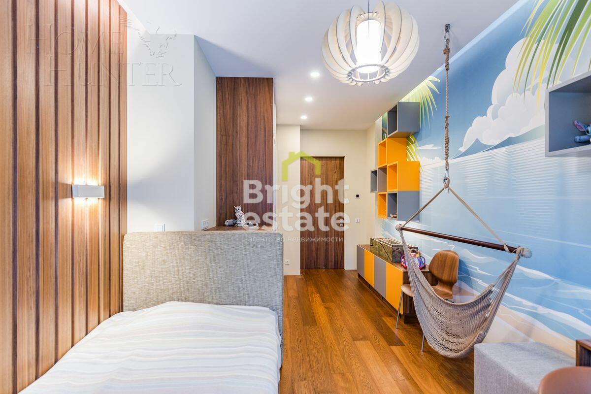 6-КОМН. КВАРТИРА С ОТДЕЛКОЙ 220 М² НА 3 ЭТАЖЕ