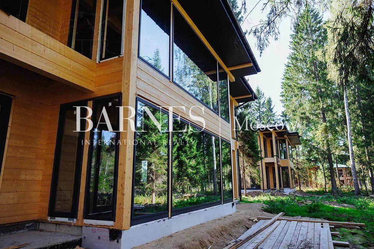 2-этажный коттедж 450 м² с отделкой