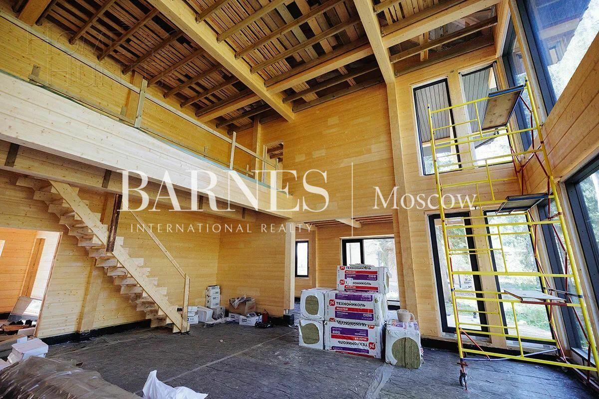 2-этажный коттедж 450 м² с отделкой