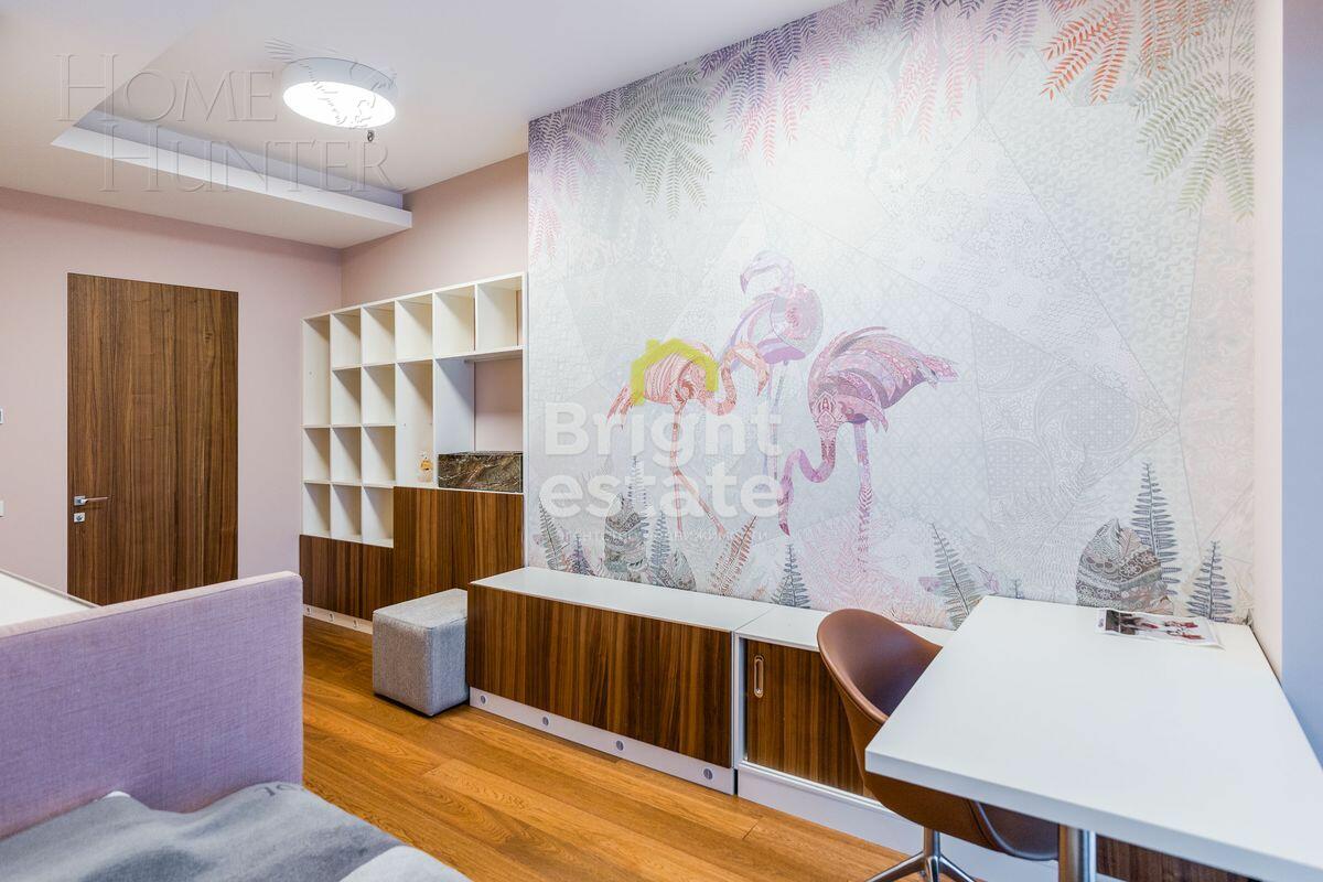 6-КОМН. КВАРТИРА С ОТДЕЛКОЙ 220 М² НА 3 ЭТАЖЕ