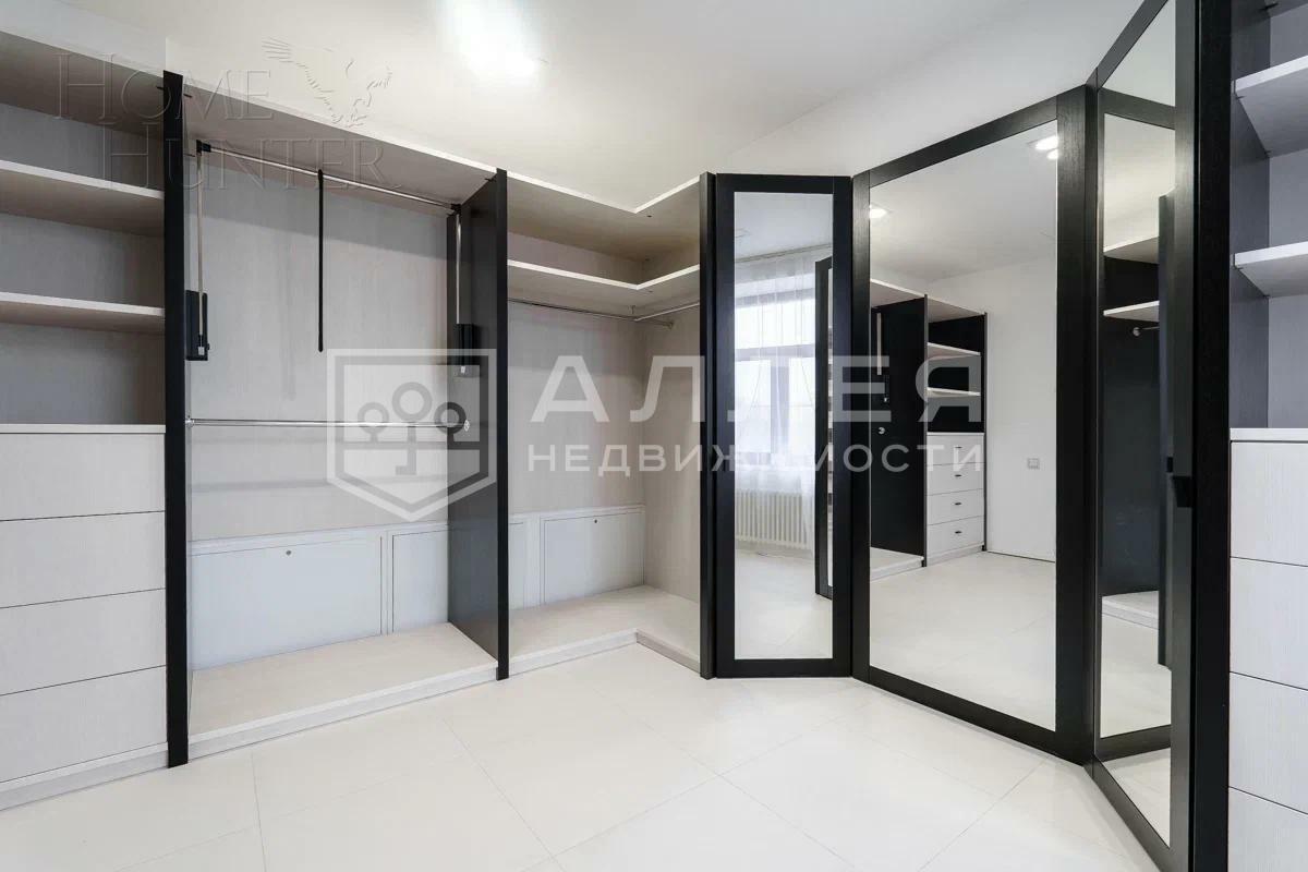 2-этажный коттедж 450 м² с отделкой