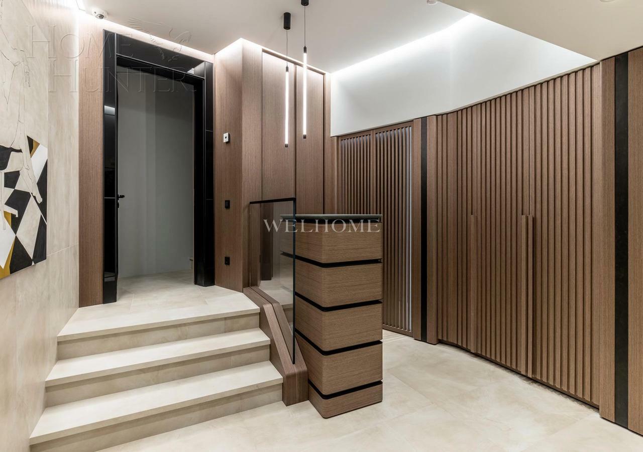 3-УРОВНЕВЫЙ ОСОБНЯК С ОТДЕЛКОЙ 232 М² НА 1 ЭТАЖЕ