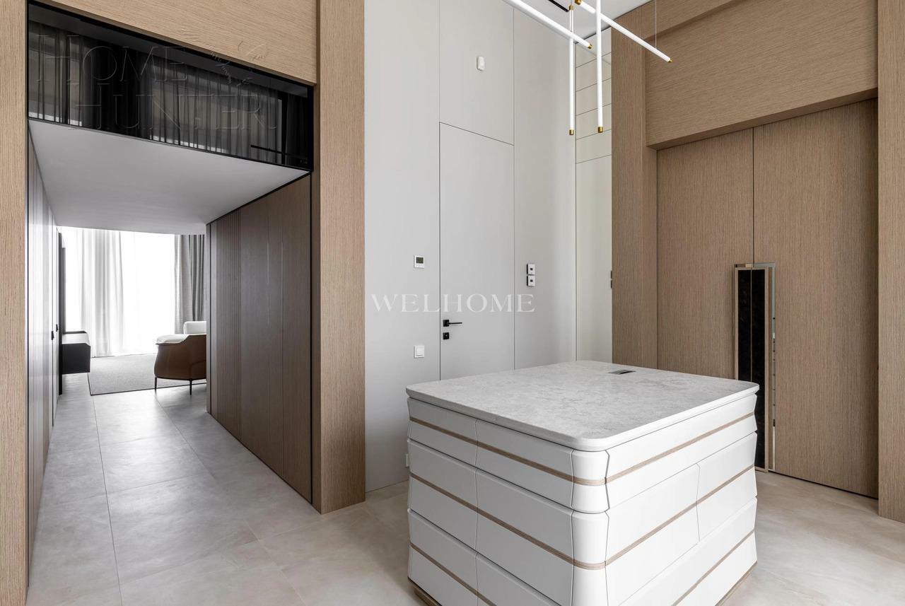 3-УРОВНЕВЫЙ ОСОБНЯК С ОТДЕЛКОЙ 232 М² НА 1 ЭТАЖЕ