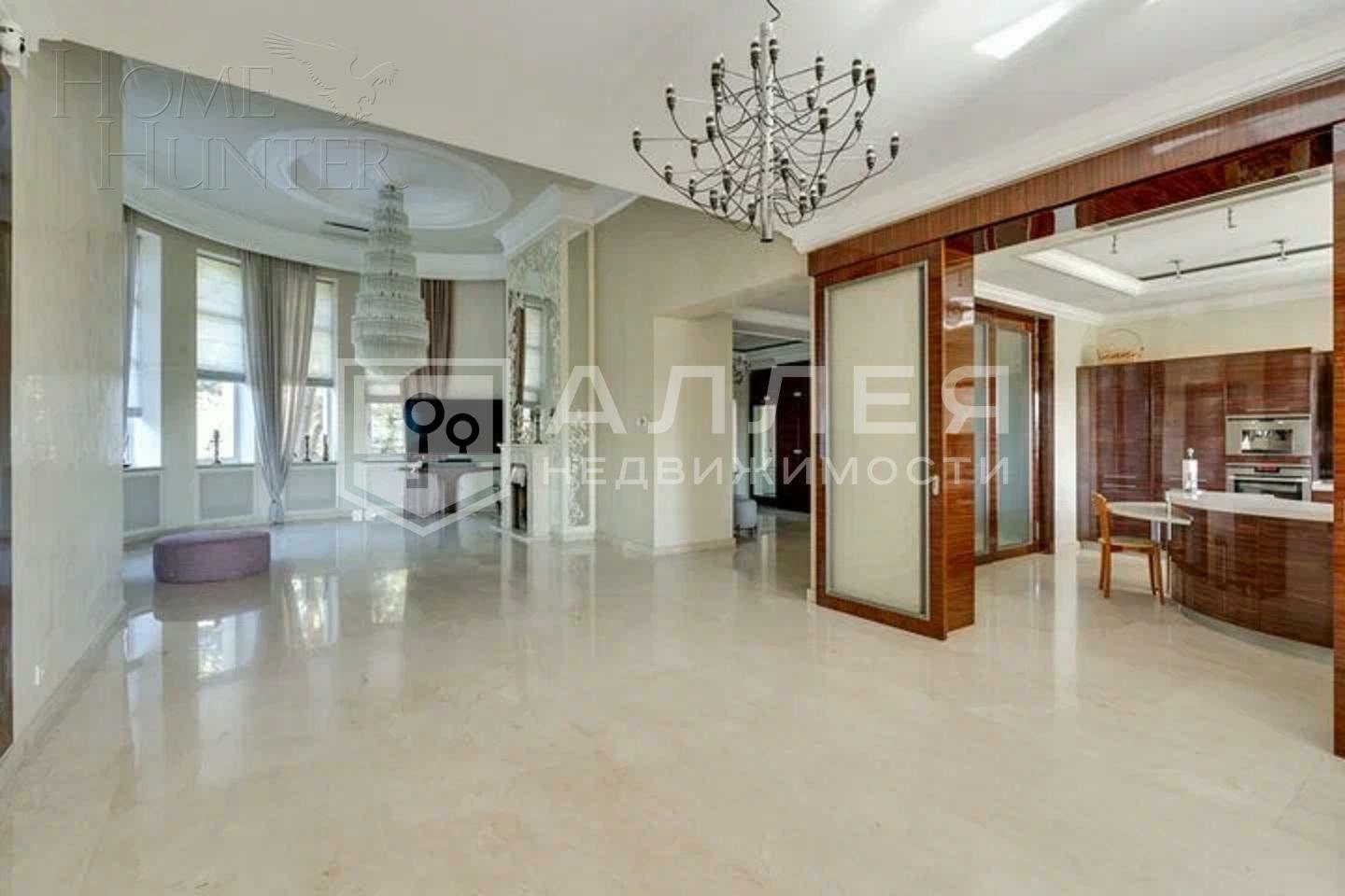 2-этажный таунхаус 450 м² с отделкой