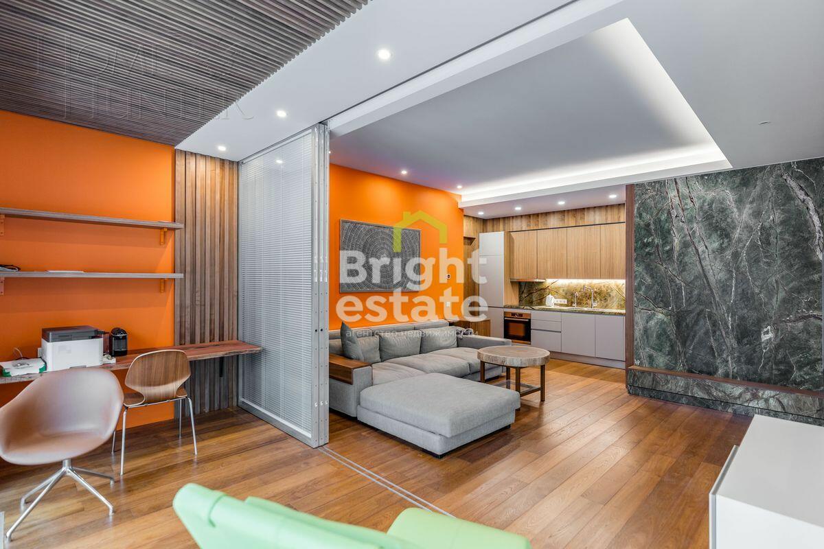 6-КОМН. КВАРТИРА С ОТДЕЛКОЙ 220 М² НА 3 ЭТАЖЕ