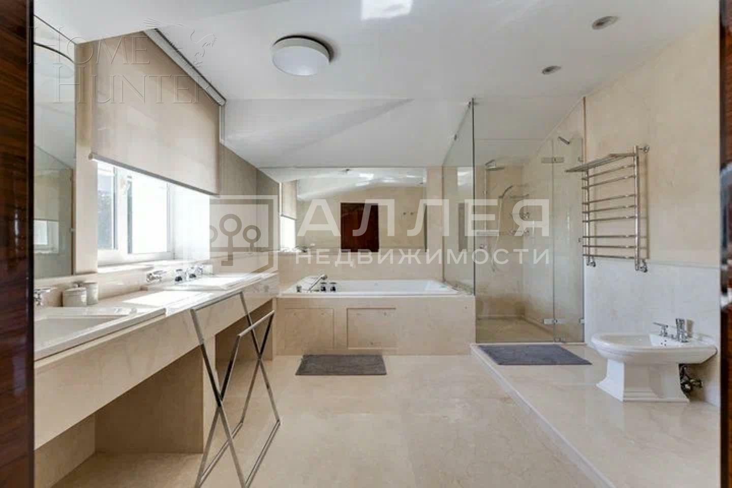 2-этажный таунхаус 450 м² с отделкой