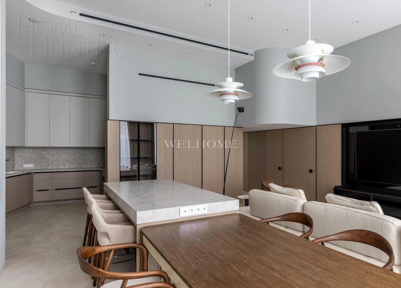 3-УРОВНЕВЫЙ ОСОБНЯК С ОТДЕЛКОЙ 232 М² НА 1 ЭТАЖЕ