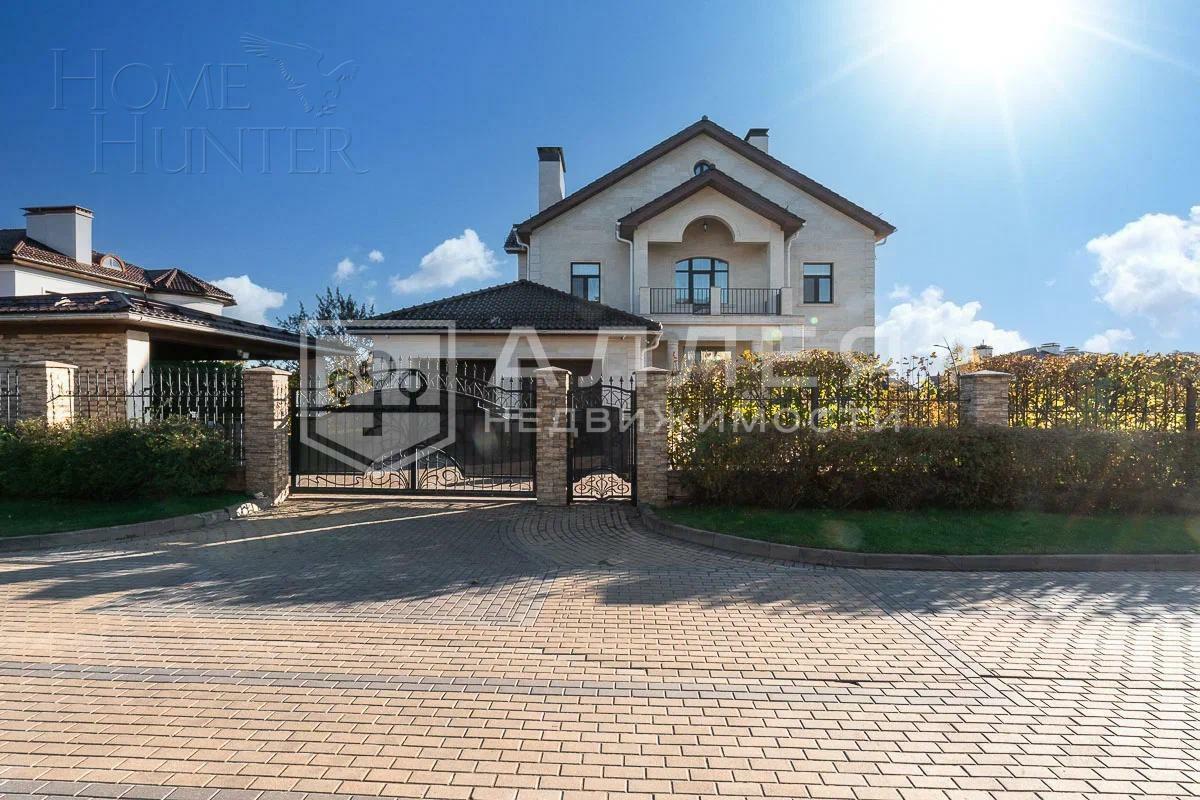 2-этажный коттедж 450 м² с отделкой