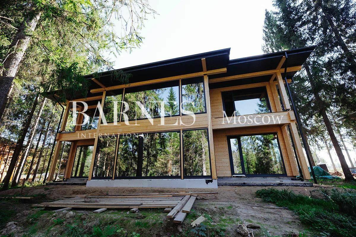 2-этажный коттедж 450 м² с отделкой