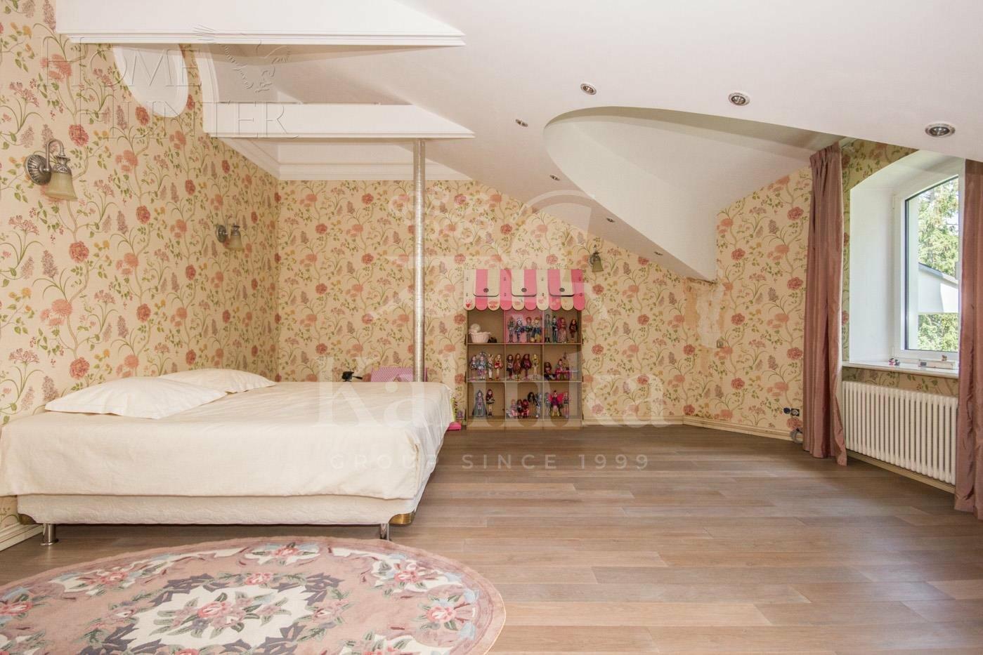 2-этажный коттедж 800 м² с отделкой