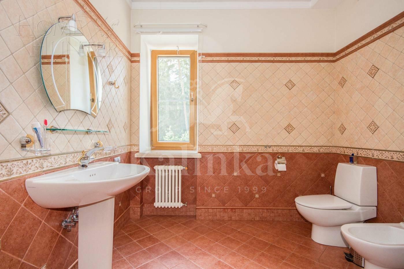 2-этажный коттедж 800 м² с отделкой