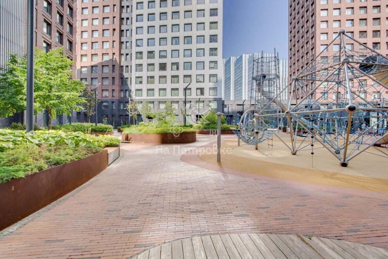 3-КОМН. КВАРТИРА С ОТДЕЛКОЙ 96 М² НА 4 ЭТАЖЕ