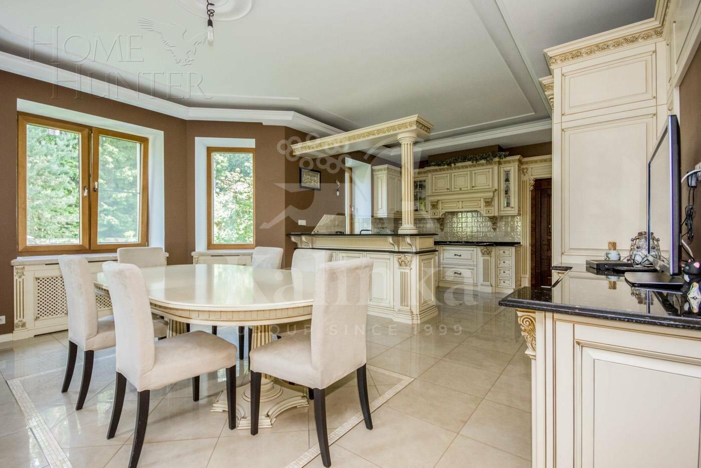 2-этажный коттедж 800 м² с отделкой