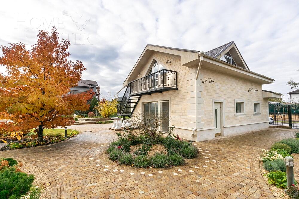 2-этажный коттедж 737 м² с отделкой