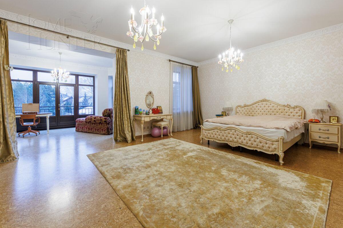 2-этажный коттедж 1 000 м² с отделкой