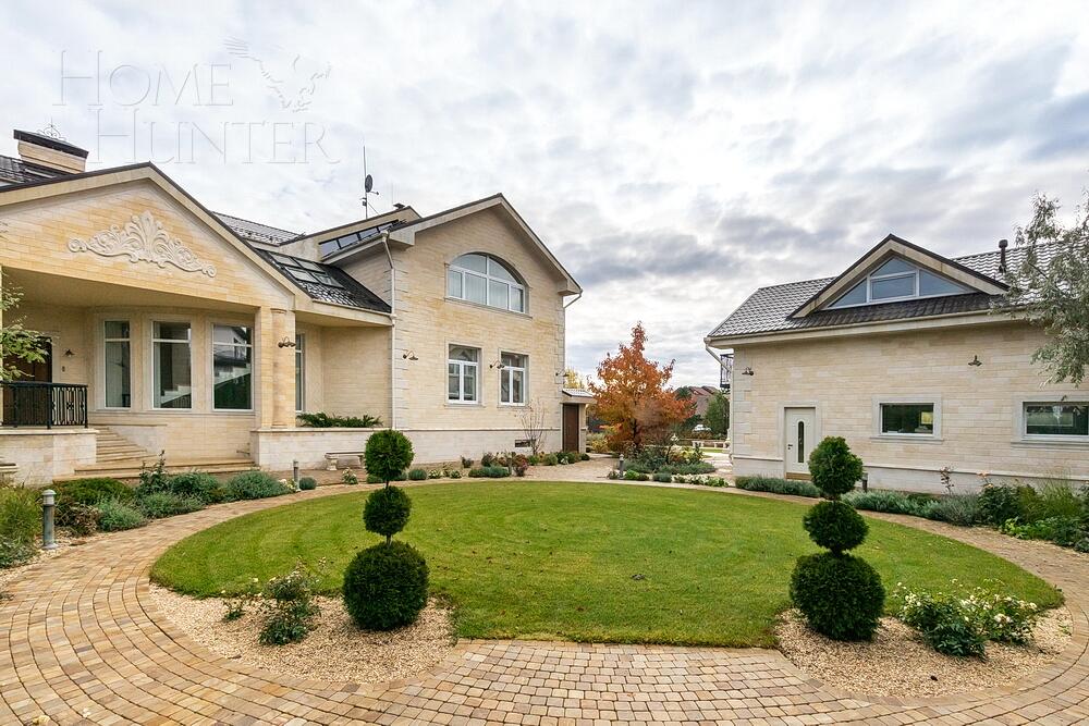 2-этажный коттедж 737 м² с отделкой