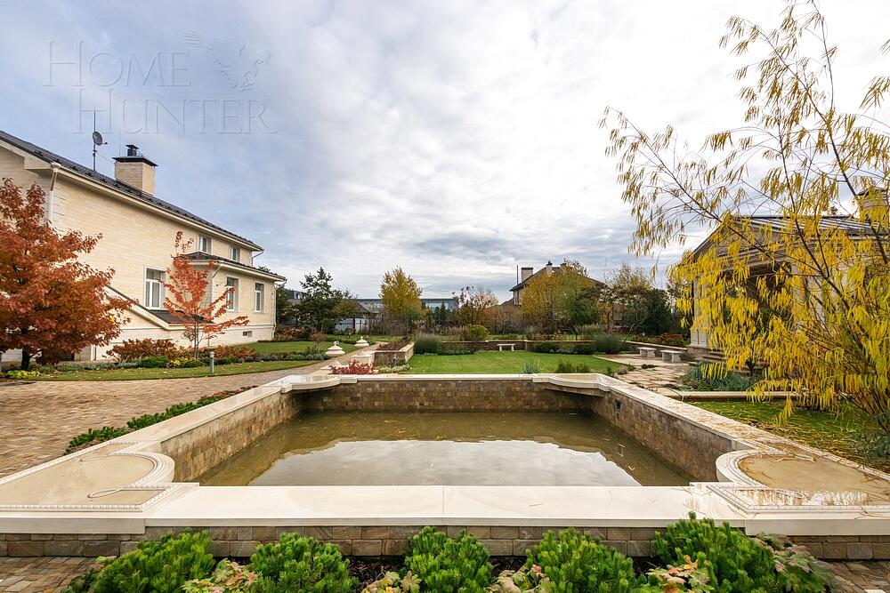 2-этажный коттедж 737 м² с отделкой