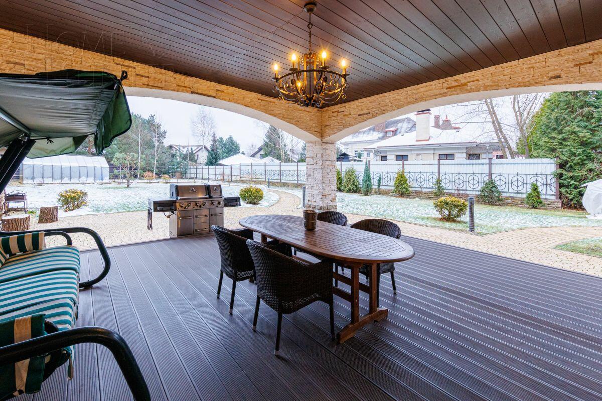 2-этажный коттедж 1 000 м² с отделкой