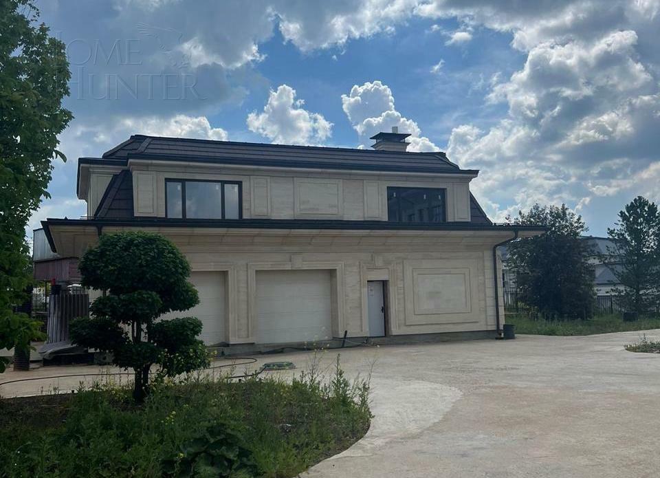 2-этажный коттедж 3 600 м² без отделки