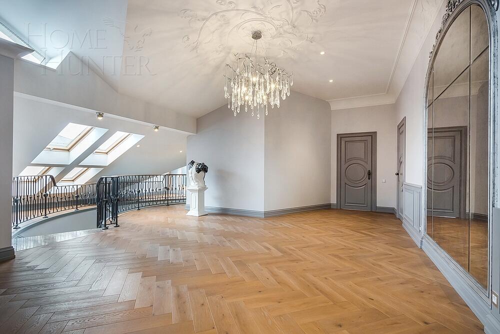 2-этажный коттедж 737 м² с отделкой