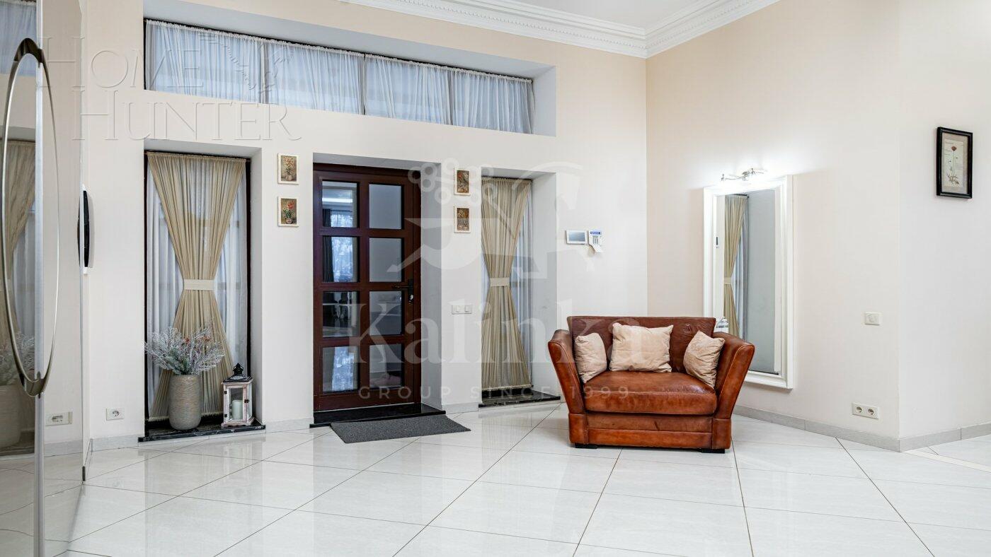 2-этажный коттедж 483.4 м² с отделкой