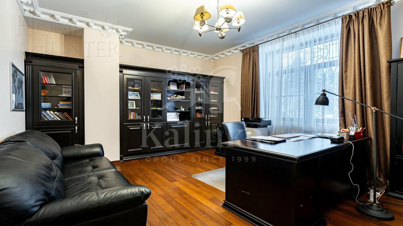 2-этажный коттедж 483.4 м² с отделкой