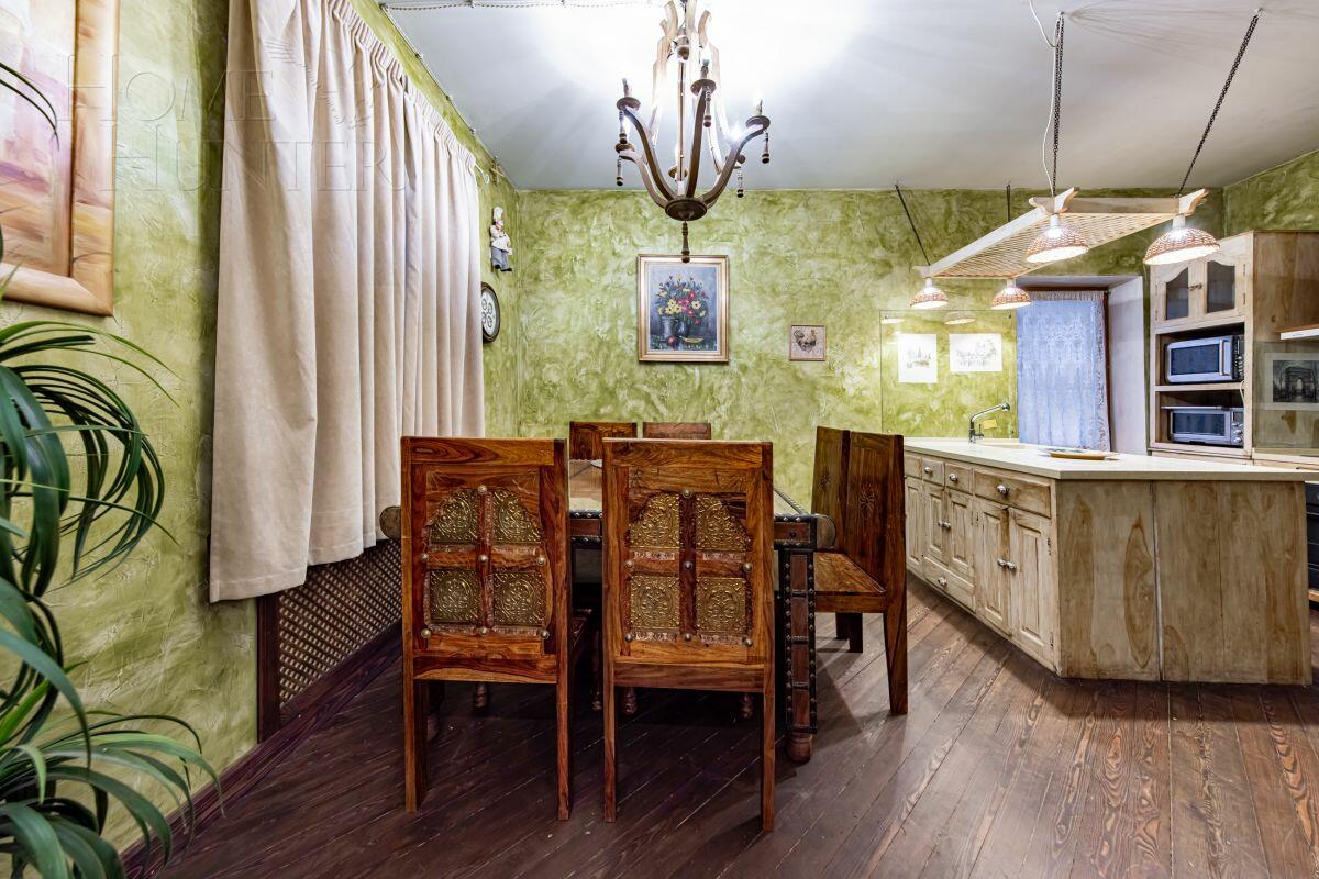 2-этажный коттедж 212 м² с отделкой