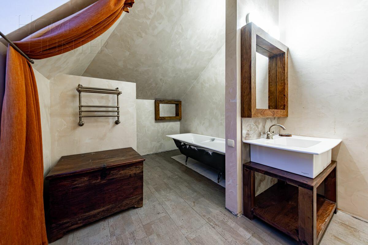 2-этажный коттедж 212 м² с отделкой