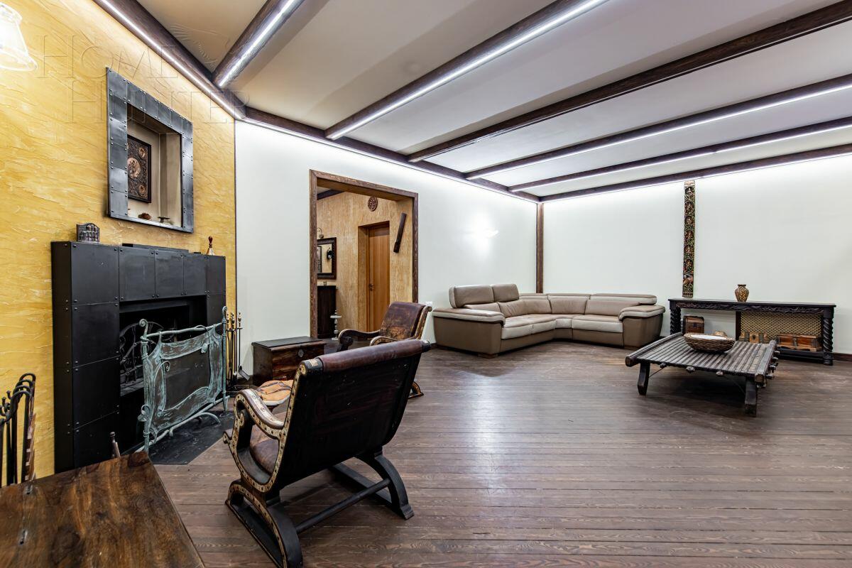 2-этажный коттедж 212 м² с отделкой