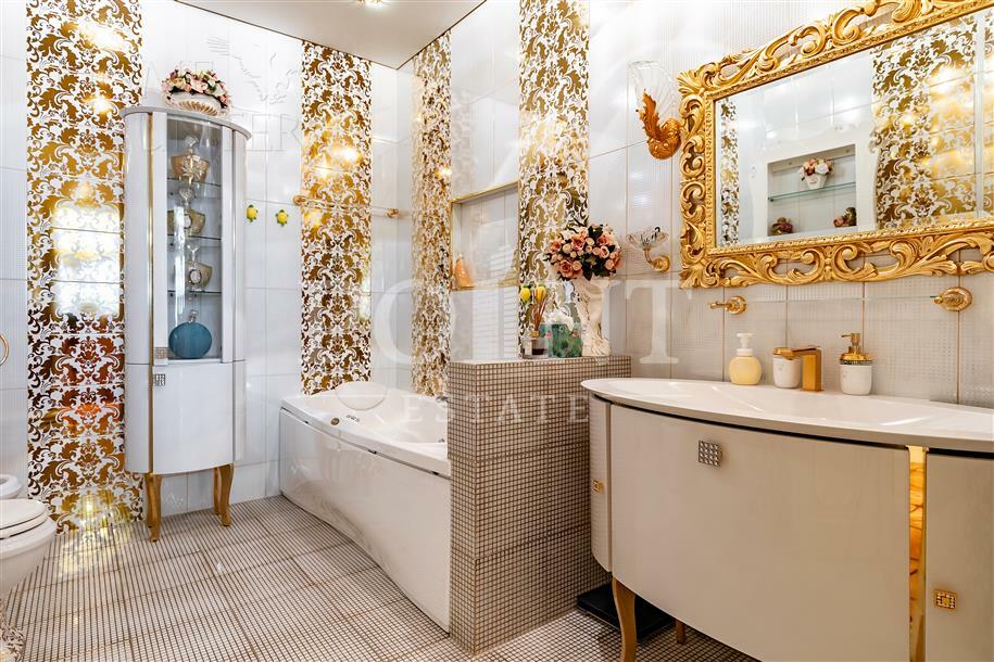 4-КОМН. КВАРТИРА С ОТДЕЛКОЙ 170 М² НА 25 ЭТАЖЕ