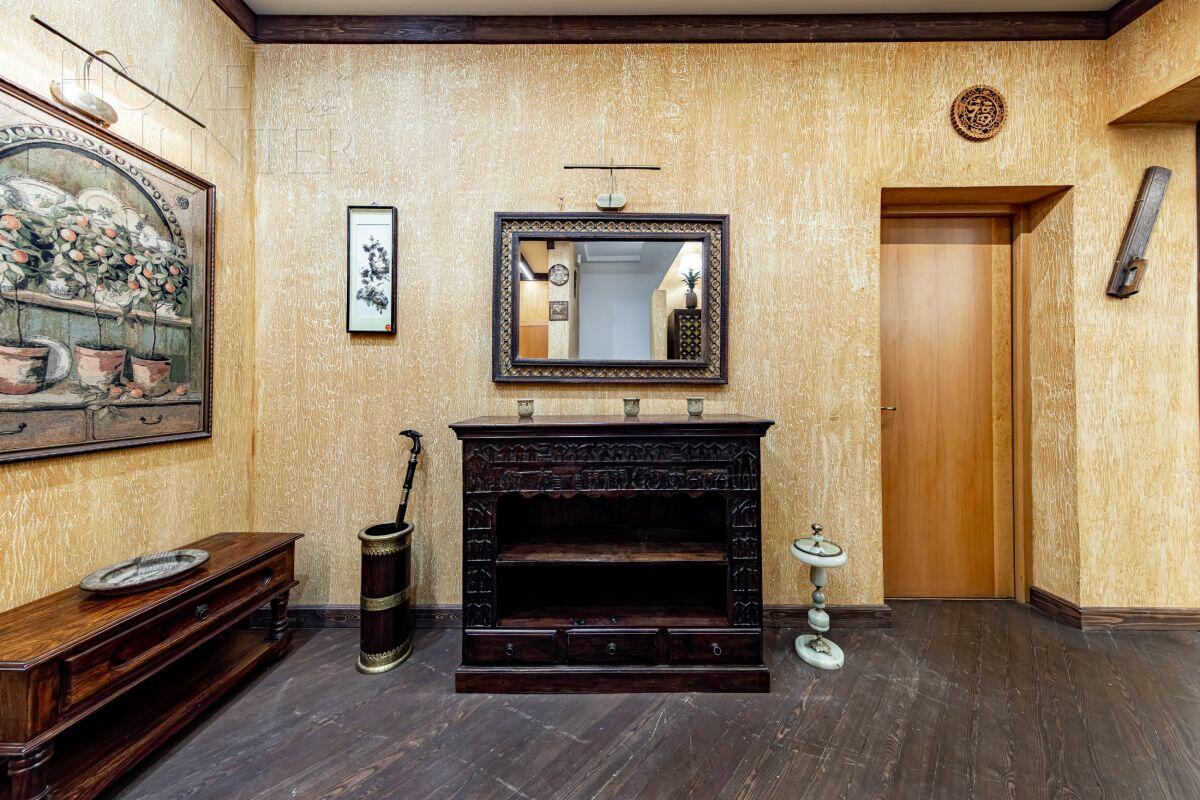 2-этажный коттедж 212 м² с отделкой