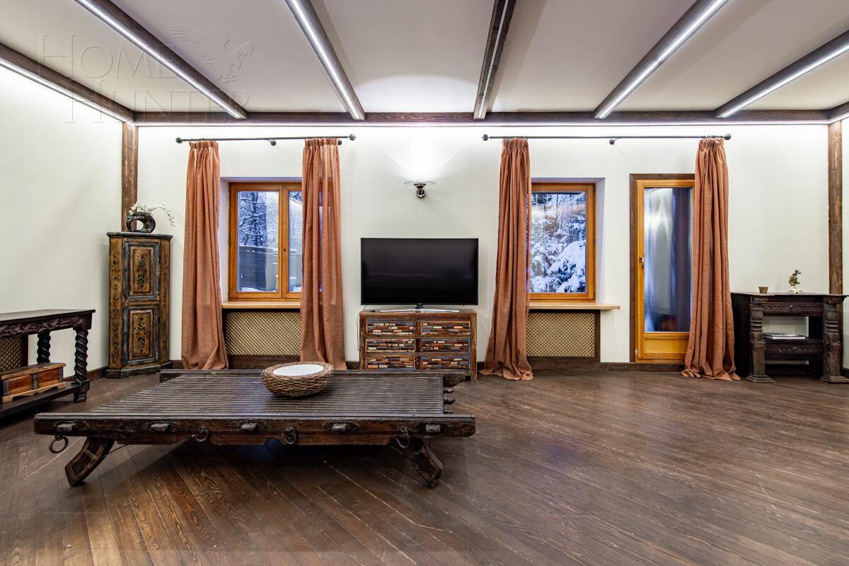 2-этажный коттедж 212 м² с отделкой