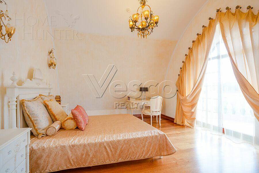 3-этажный коттедж 832 м² с отделкой