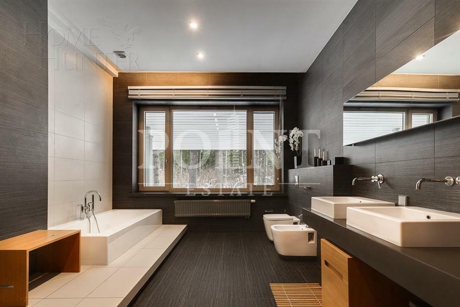 2-этажный коттедж 1 622 м² с отделкой