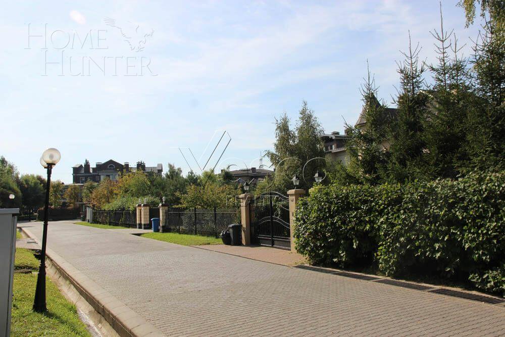 3-этажный коттедж 832 м² с отделкой