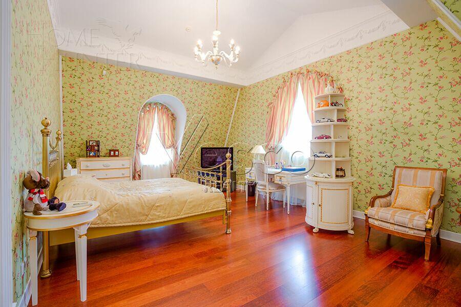 3-этажный коттедж 832 м² с отделкой