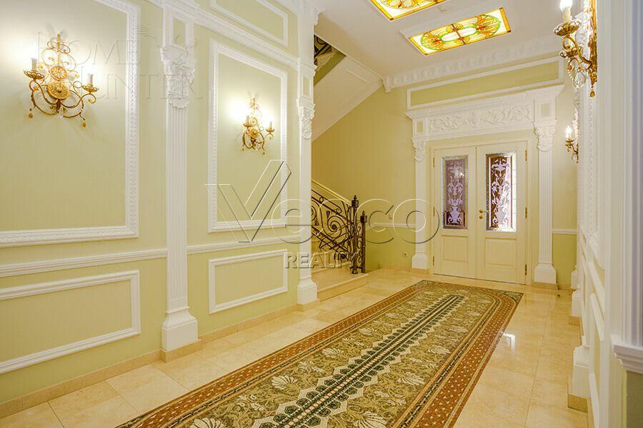 3-этажный коттедж 832 м² с отделкой