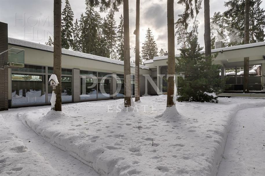 2-этажный коттедж 1 622 м² с отделкой