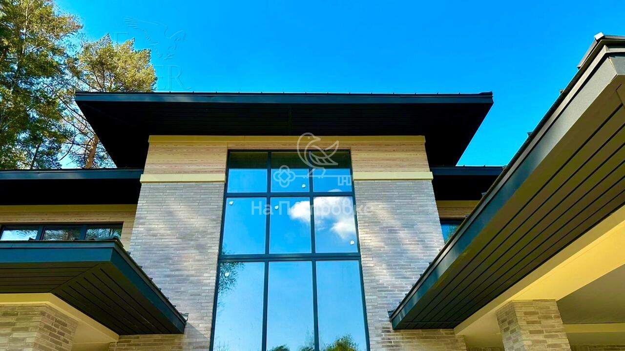 2-этажный коттедж 670 м² без отделки