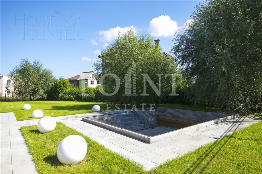 2-этажный коттедж 853.2 м² без отделки