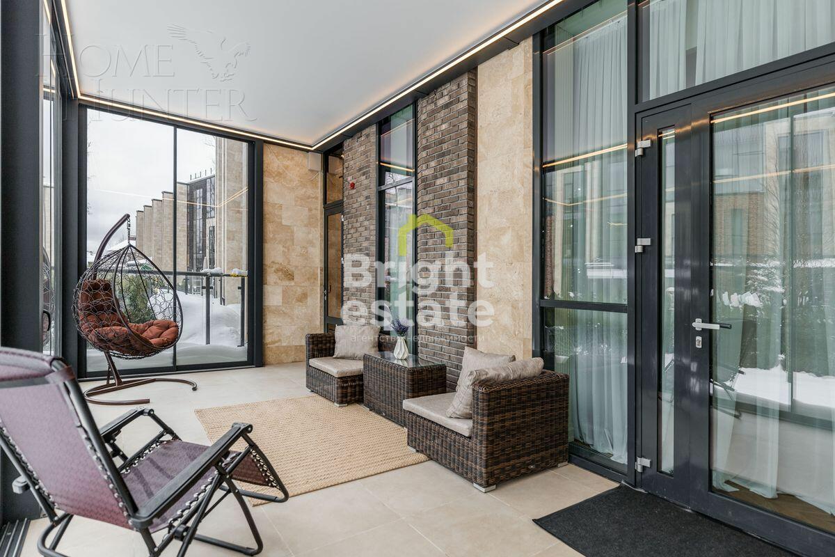 3-этажный таунхаус 287 м² с отделкой