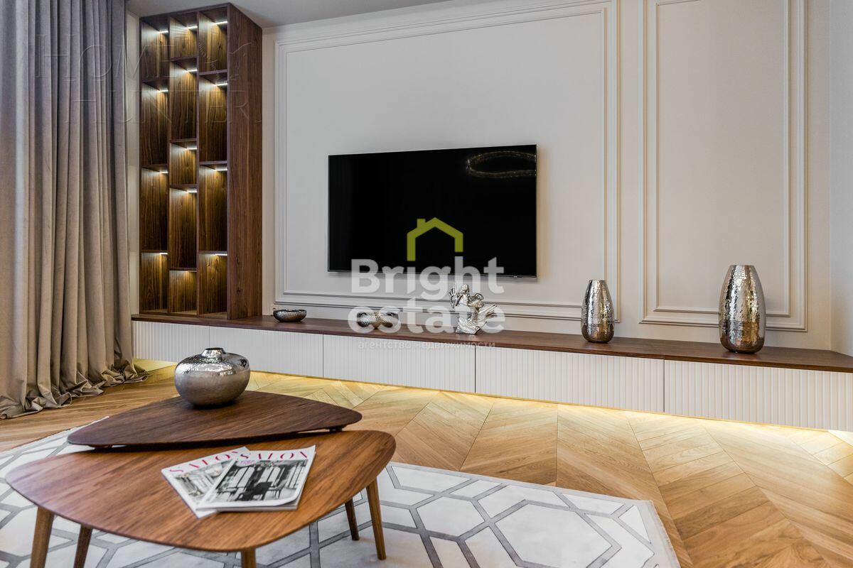 3-этажный таунхаус 287 м² с отделкой