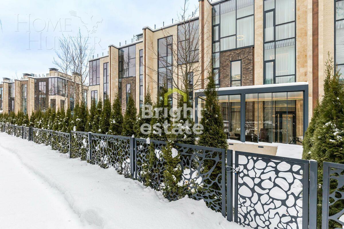 3-этажный таунхаус 287 м² с отделкой