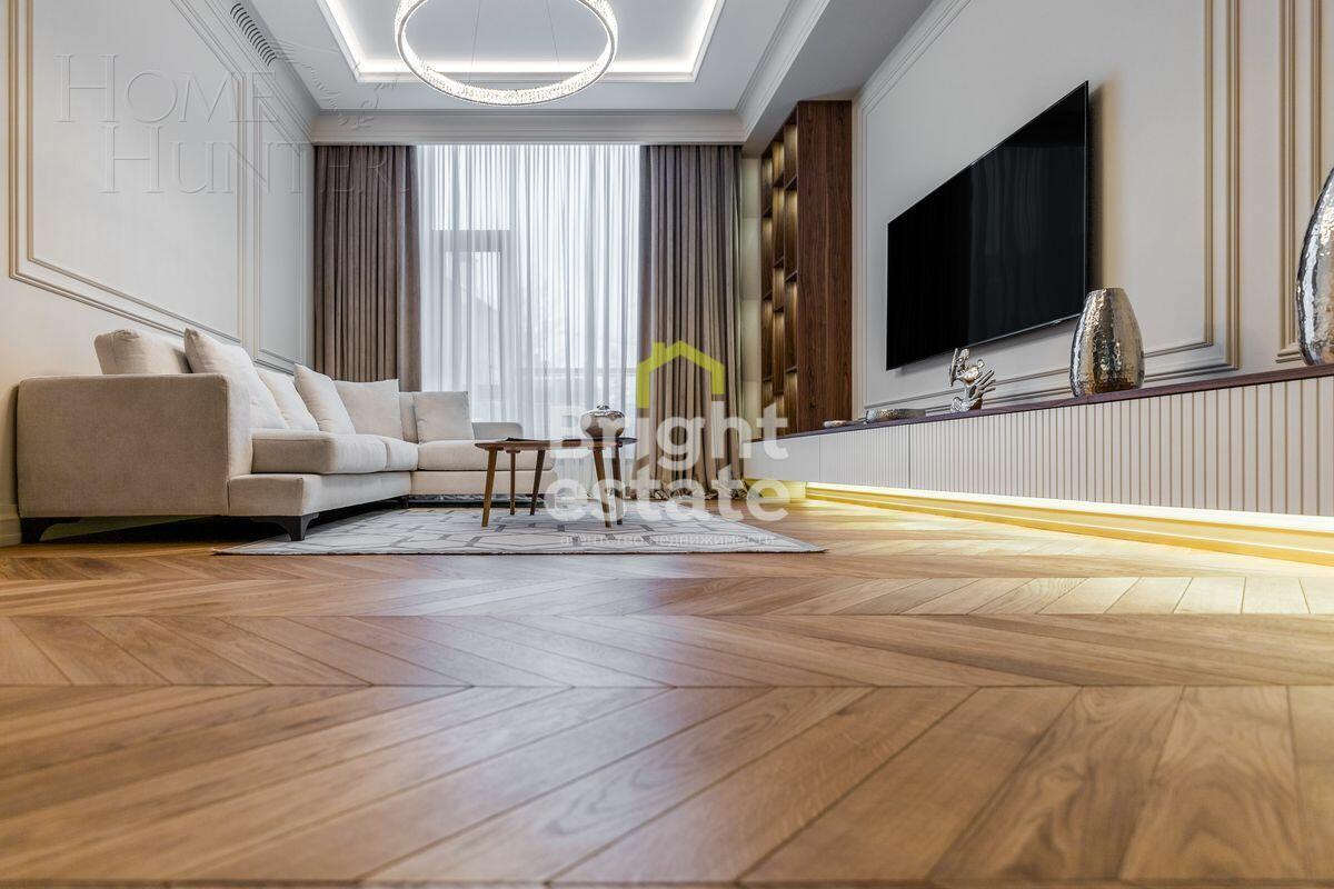 3-этажный таунхаус 287 м² с отделкой